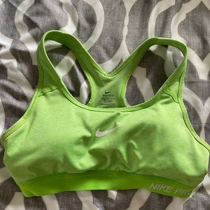unworn nike pro dri-fit sports bra size small